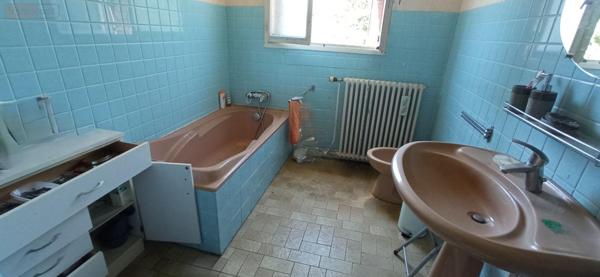Maison à vendre à Langres en Haute-Marne (52200), ref : 52020-65
