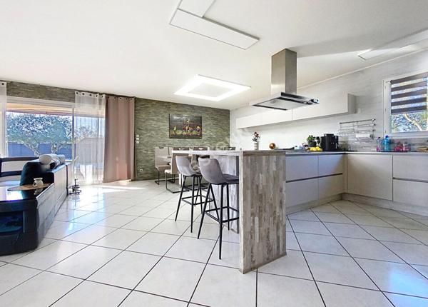 Agréable maison 5 pièces de 120 m² dans un village à 15 min de Montauban