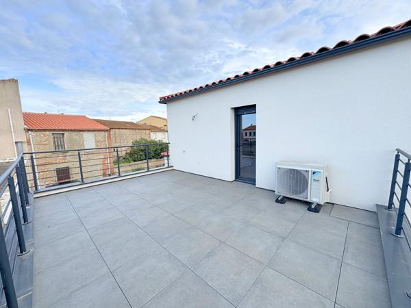 VILLELONGUE DE LA SALANQUE - Maison récente 4 pièces de 102 m² avec GRAND GARAGE et JARDIN de 586 m²