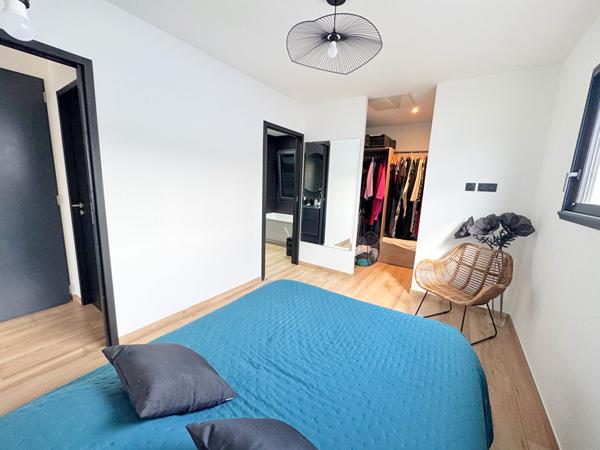 VILLELONGUE DE LA SALANQUE - Maison récente 4 pièces de 102 m² avec GRAND GARAGE et JARDIN de 586 m²