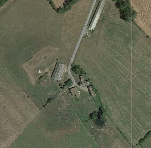 Corps de ferme à LA FERTE BERNARD (72400)