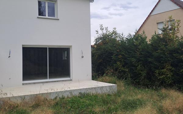 Maison à vendre    5 pièces • 117,60 m2 Idron