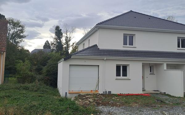 Maison à vendre    5 pièces • 117,60 m2 Idron