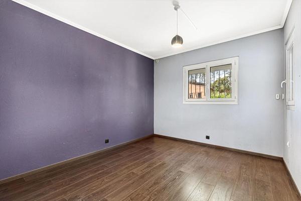 Appartement rénové de plain-pied 3 pièces au coeur du village de Peymeinade