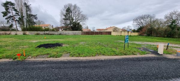 Terrain à bâtir Commequiers 460m2