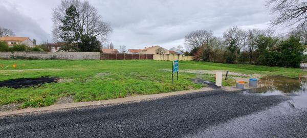 Terrain à bâtir Commequiers 460m2