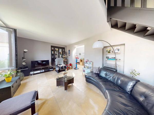 Charmante Maison de 132 m2 à St Savine