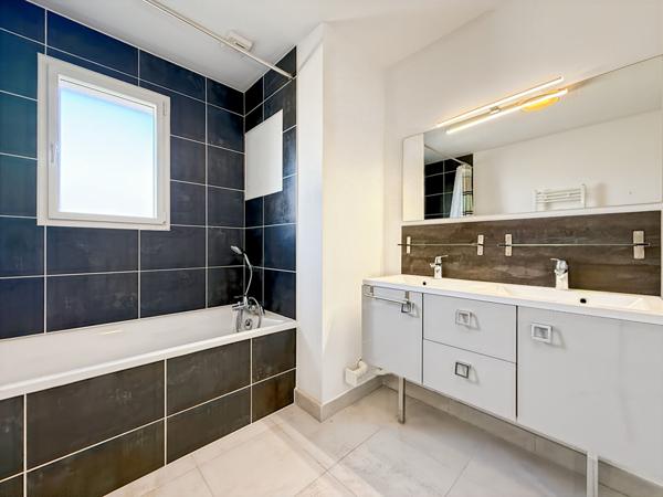 Achat maison Saint-Avertin - 8 pièce(s) - 212 m² - 682 500 €