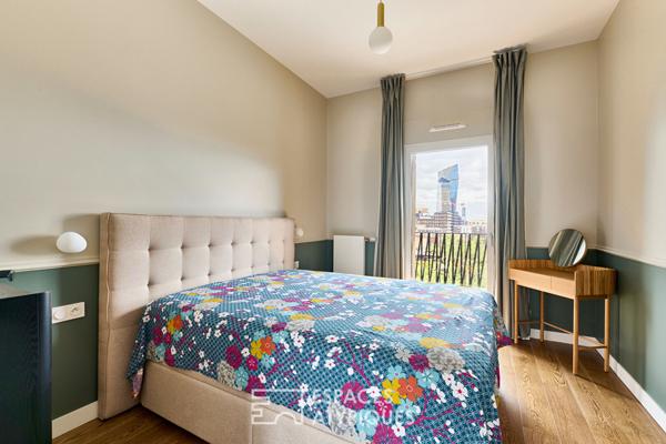 Appartement rénové avec terrasse