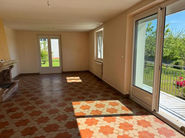 Bien agencée , 3 chambres voire 5 au besoin !