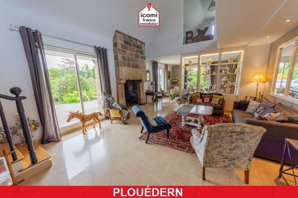 A VENDRE - MAISON T8/9 290M² - 5 CHAMBRES - SOUS-SOL INTEGRAL - NOMBREUSES POSSIBILITES SUR TERRAIN DE 3500M²