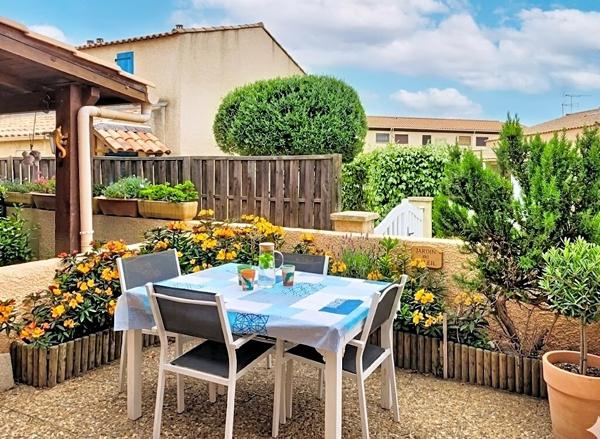Narbonne Plage ? Pavillon T3 meublé à 400 m de la plage avec terrasse, climatisation et parking privatif