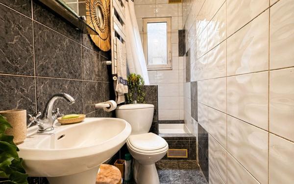 Maison à vendre    5 pièces • 158 m2 Montreuil