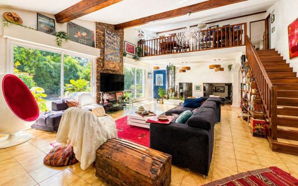 Maison à vendre    5 pièces • 158 m2 Montreuil