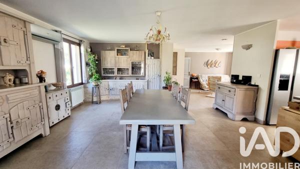 Maison à vendre 6 pièces 198 m² Pourrières