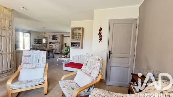 Maison à vendre 6 pièces 198 m² Pourrières