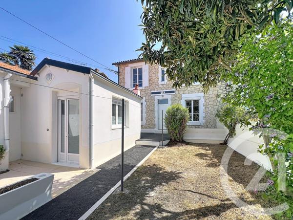 Maison à vendre  6 pièces - 99,67 m 2   LA ROCHELLE  - 17