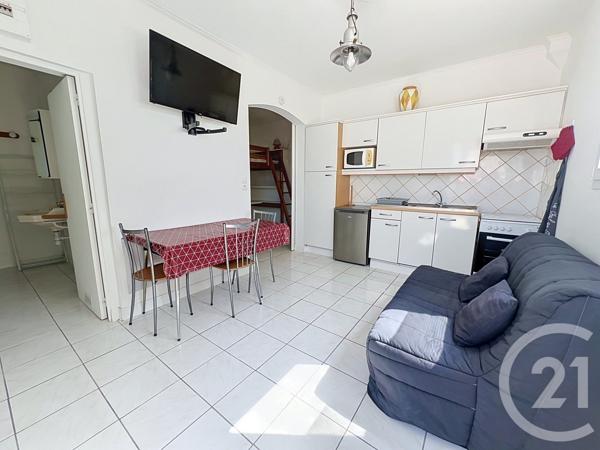 Maison à vendre  6 pièces - 99,67 m 2   LA ROCHELLE  - 17