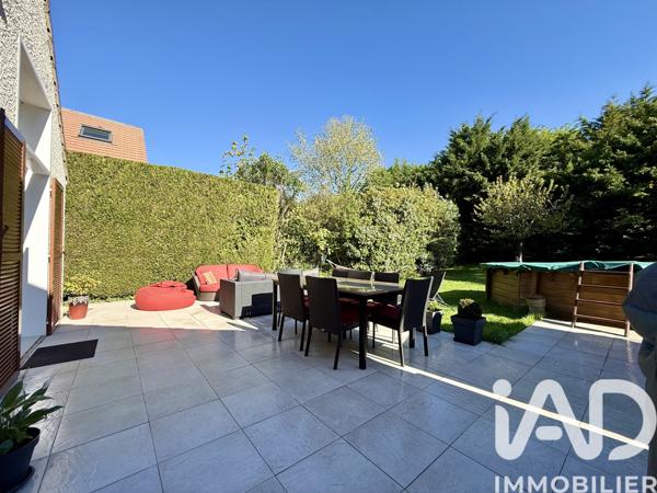 Maison à vendre 6 pièces 137 m² Montigny-le-Bretonneux