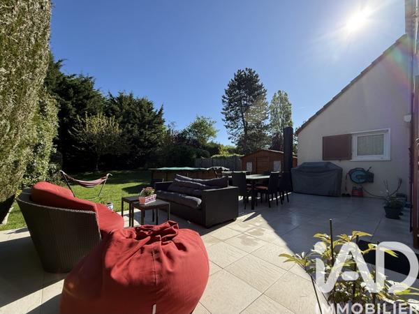 Maison à vendre 6 pièces 137 m² Montigny-le-Bretonneux