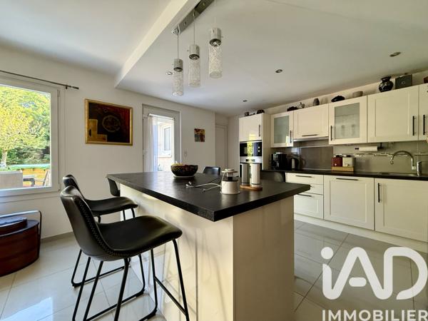 Maison à vendre 6 pièces 137 m² Montigny-le-Bretonneux