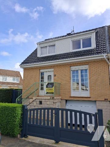 A VENDRE EXCLUSIVITE maison semi individuelle 
venez découvrir cette maison semi individuelle ...