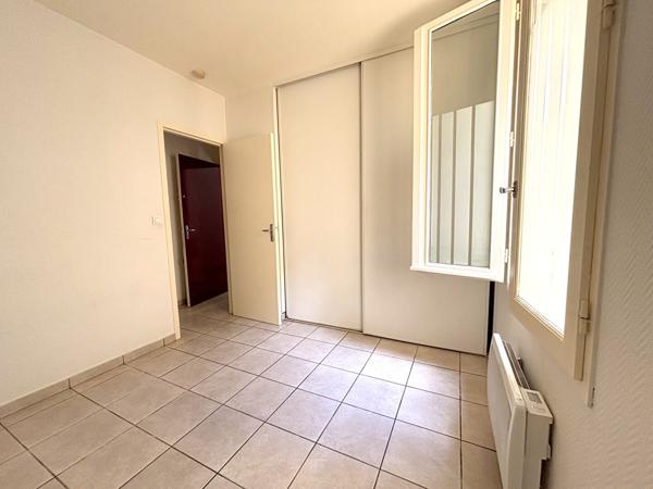 Appartement à louer Libourne : 2 pièces, 35m² avec 1 chambre(s) à 550€ - AJP Immobilier Libourne