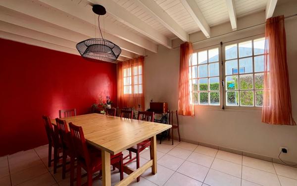 Maison à vendre    4 pièces •  Niort