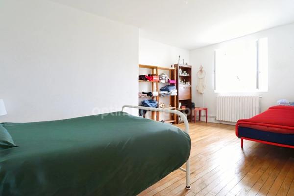 RARE - Maison 200 m² - 7 Pièces - 5 chambres + Local Commercial 65 m² + Hangar 135 m² - BELLAC 87