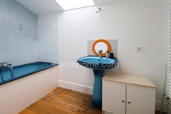 RARE - Maison 200 m² - 7 Pièces - 5 chambres + Local Commercial 65 m² + Hangar 135 m² - BELLAC 87