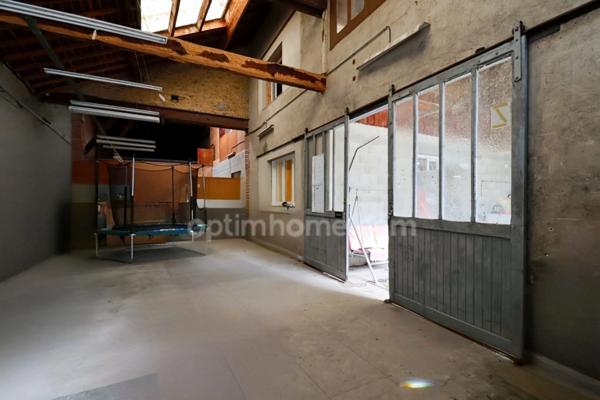 RARE - Maison 200 m² - 7 Pièces - 5 chambres + Local Commercial 65 m² + Hangar 135 m² - BELLAC 87