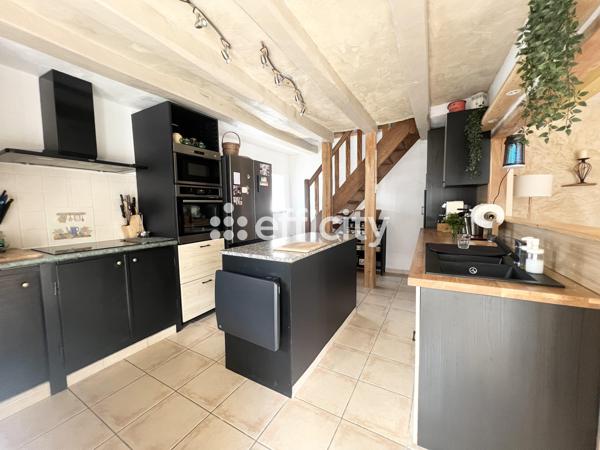 Maison 10 pièces - 306 m² Exclusivité efficity