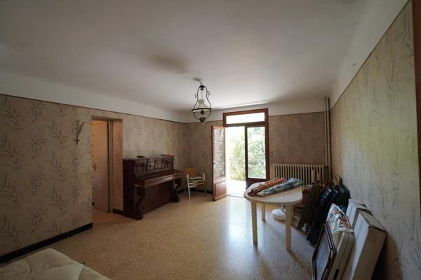 Vente Maison 11 pièces à Le Pontet