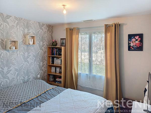 Maison à vendre dans un lotissement de Saujon, 82m², 3 chambres, garage, terrain de 677m²