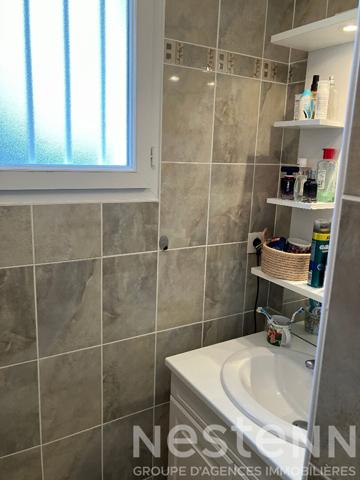 Maison à vendre dans un lotissement de Saujon, 82m², 3 chambres, garage, terrain de 677m²