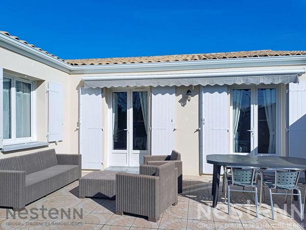 Maison à vendre dans un lotissement de Saujon, 82m², 3 chambres, garage, terrain de 677m²