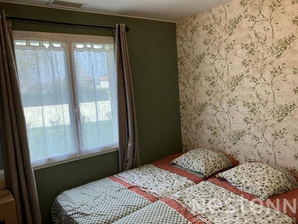 Maison à vendre dans un lotissement de Saujon, 82m², 3 chambres, garage, terrain de 677m²