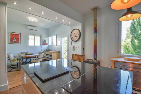 Maison rénovée de 4 chambres avec chatterie professionnelle