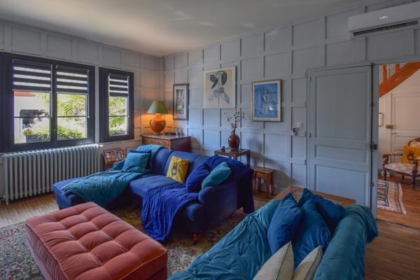 Maison rénovée de 4 chambres avec chatterie professionnelle