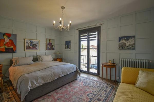 Maison rénovée de 4 chambres avec chatterie professionnelle