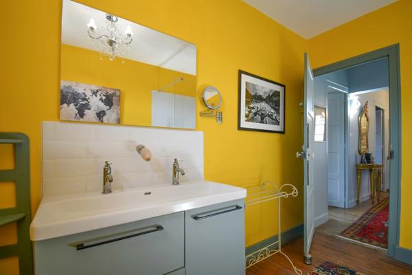 Maison rénovée de 4 chambres avec chatterie professionnelle