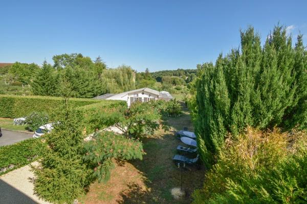 Maison rénovée de 4 chambres avec chatterie professionnelle