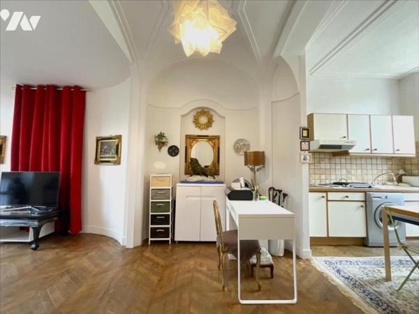 Studio 33 m² - Château de Rivaulde à SALBRIS