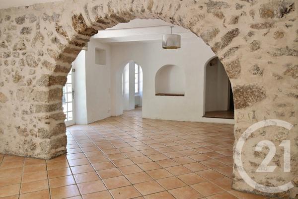 Maison à vendre  11 pièces - 302 m2 VALBONNE - 06
