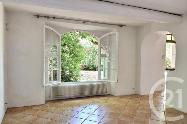 Maison à vendre  11 pièces - 302 m2 VALBONNE - 06