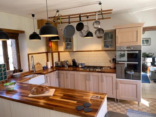 Maison de charme de 97 m2 habitable avec jardin plat de 1226 m2