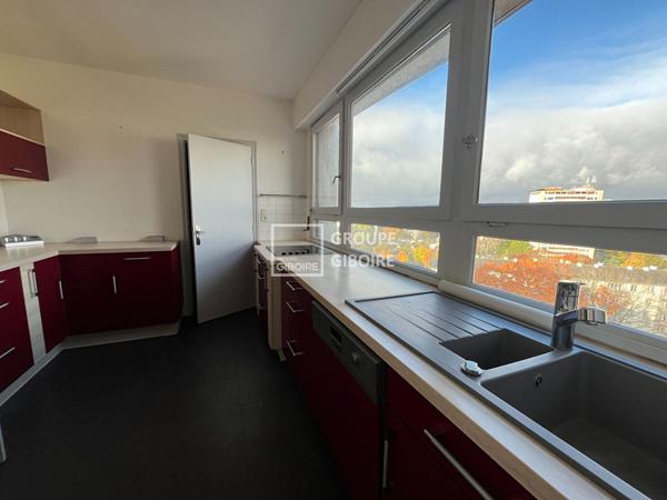 Appartement T5 à vendre Rennes Fougères - 115 m² (réf : AH26015G)
