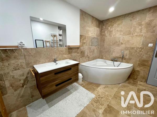 Location maison 5 pièces 147 m² Bagnols-sur-Cèze