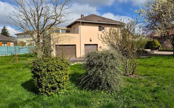 Maison à vendre    5 pièces •  Bertrange