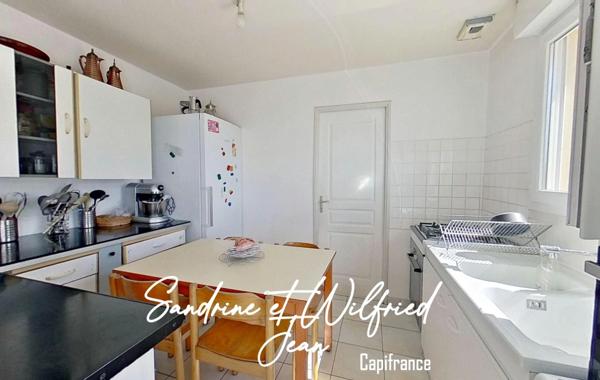 LES ANDELYS (27) vente interactive - Maison 6 chambres (4 au RDC) - belle vue sur la vallée